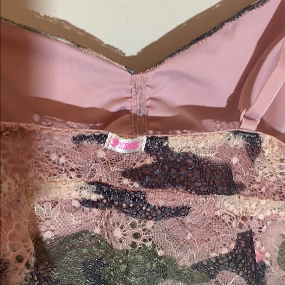 NWT VICTORIA’S SECRET PINK Camo Bralette - Picture 3 of 5